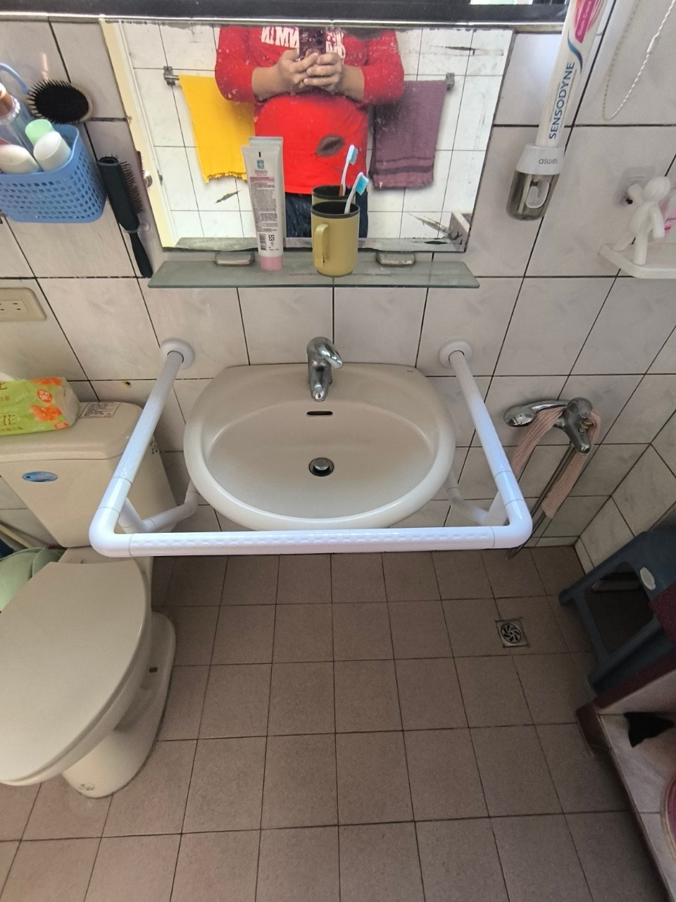 面盆安裝扶手施工後